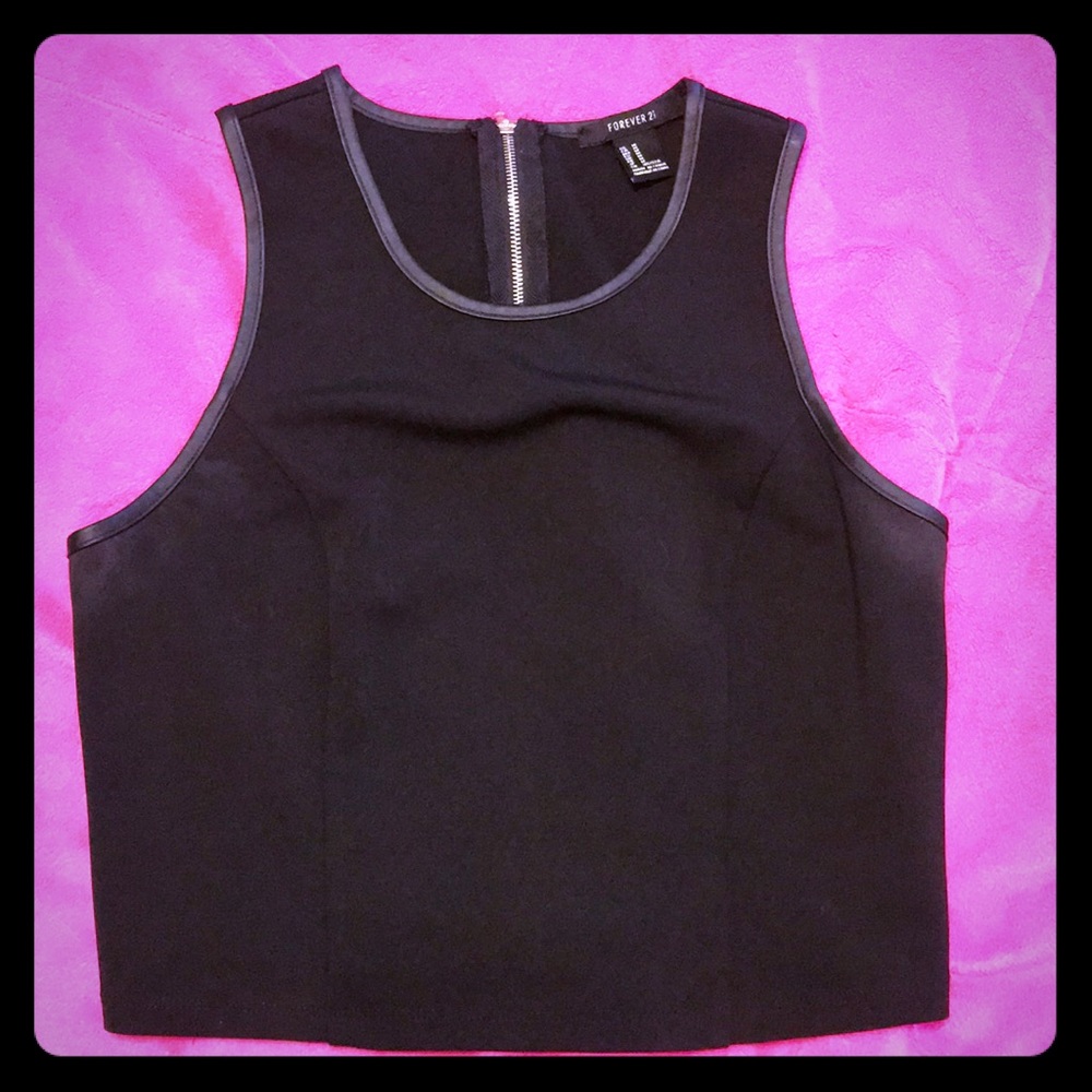Black crop top